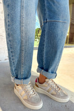 Load image into Gallery viewer, Sky Blue Medium Wash Cuffed Barrel Jeans